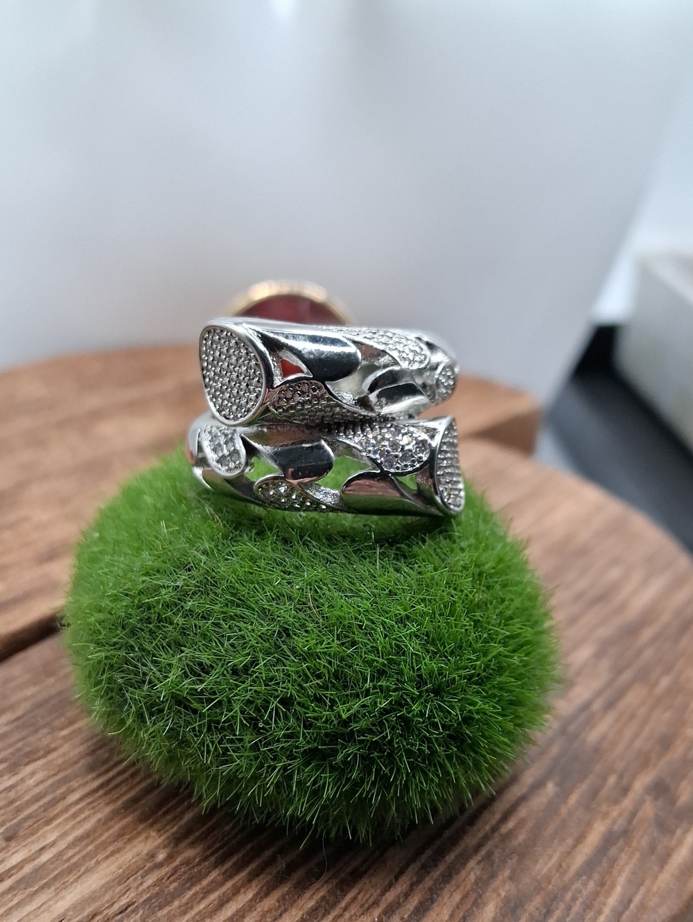 Pavé Statement Ring - Size 8.5 R829 - Picture 2 of 2
